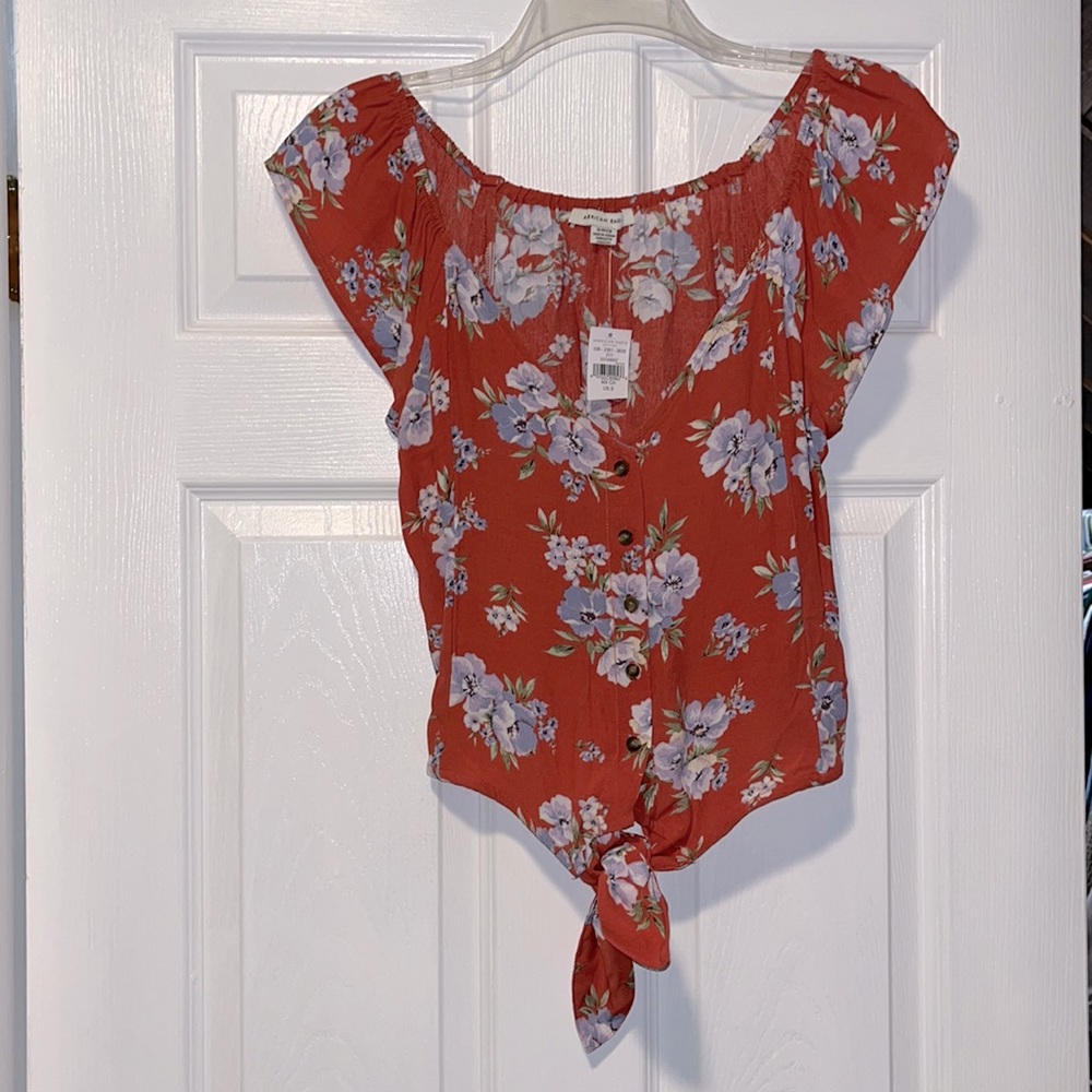 American Eagle Outfitters Red Floral Tie-Front Top, Small